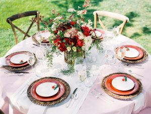 Pink-and-Red-Wedding-Centerpiece-600x452