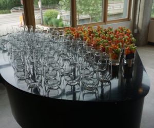 Glassware wedding rentals for receptions