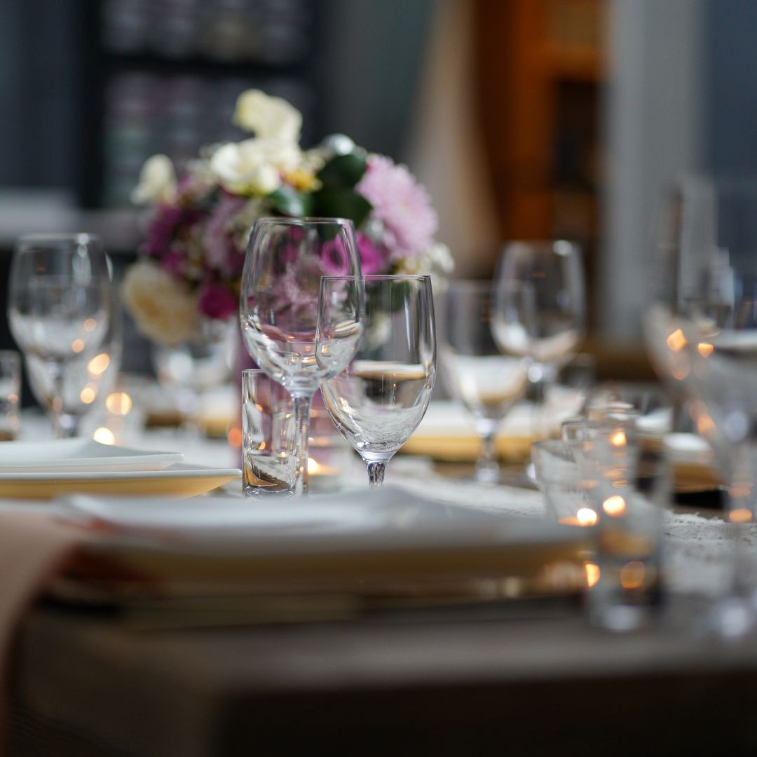 beautiful-showroom Flexx has a beautiful showroom to highlight our corporate event rentals