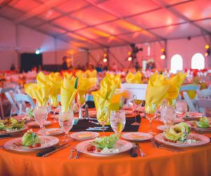 Glassware and other table setting rentals
